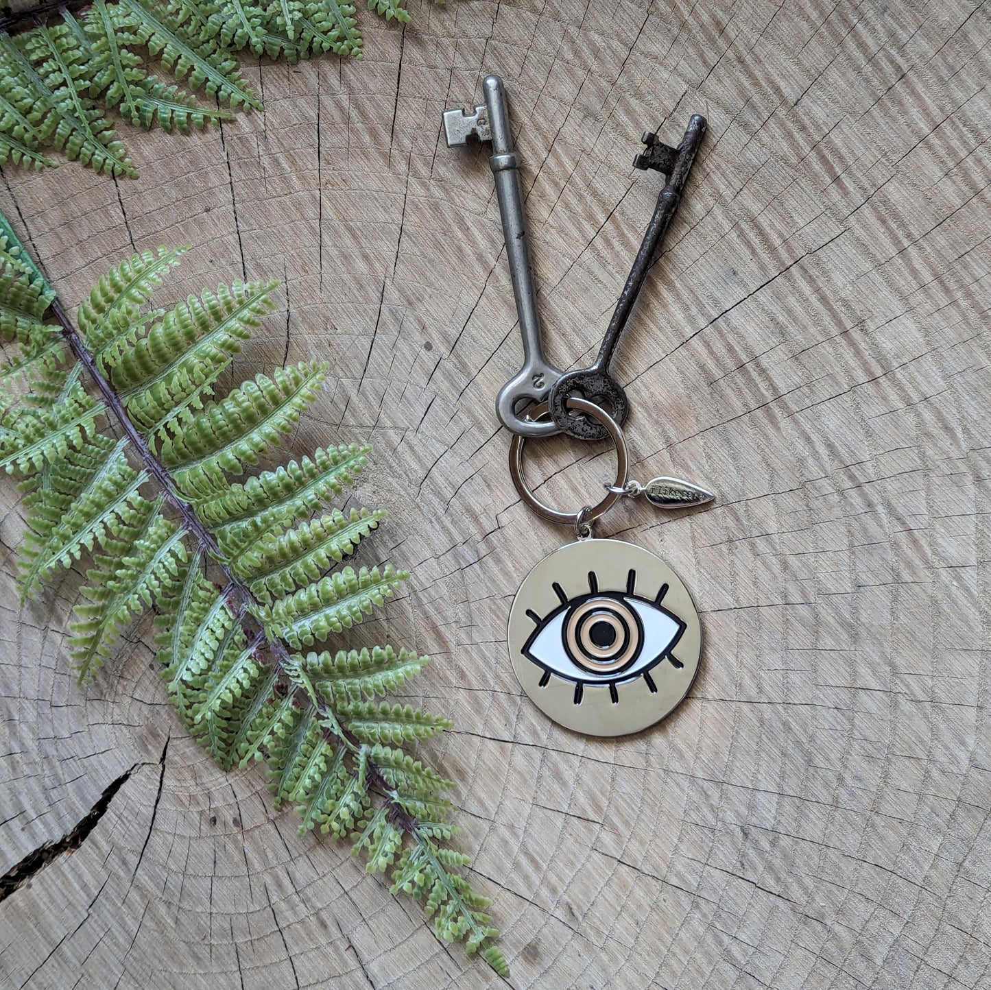 metal enamel keychain / purse charm | eyeball
