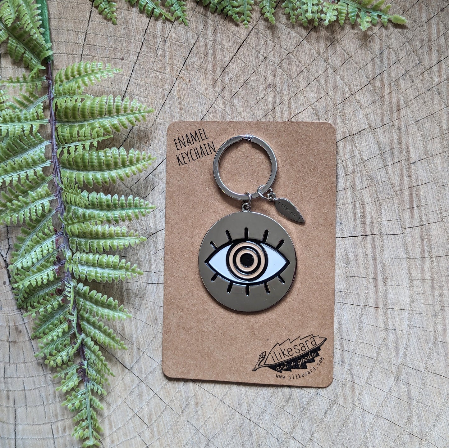 metal enamel keychain / purse charm | eyeball