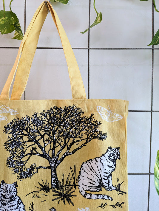 tote bag | outside cats - cream canvas screenprinted tote