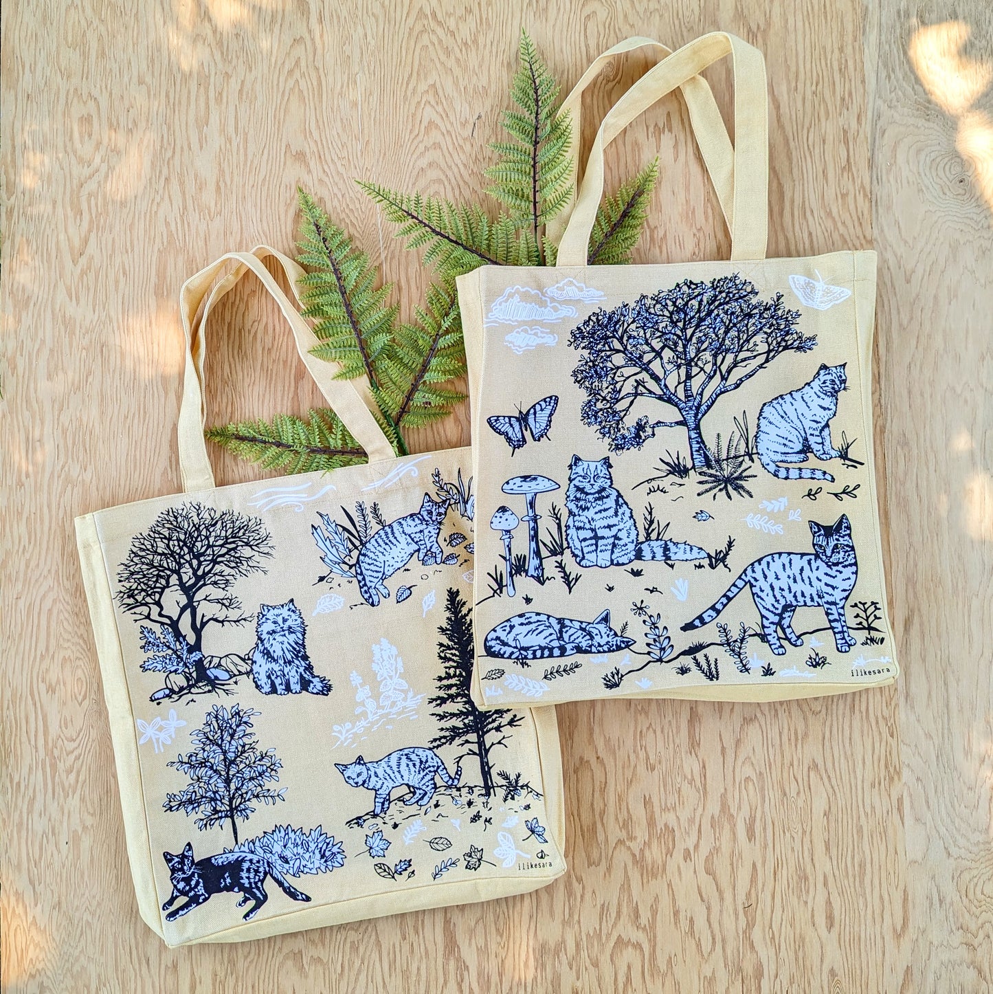 tote bag | outside cats - cream canvas screenprinted tote