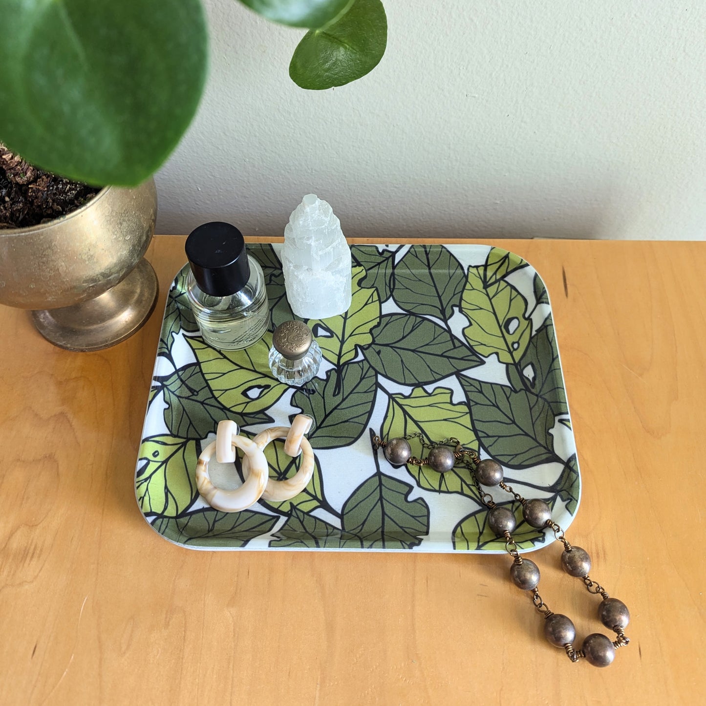 fiberglass tray | leaf litter - green leaves 10" x 8" dishwasher safe