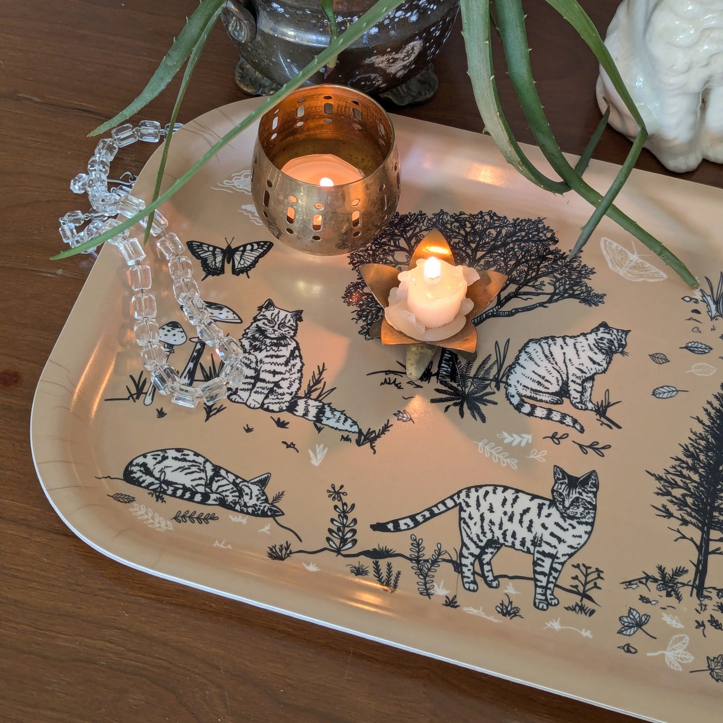birch wood tray | outside cats - tan 17" x 9" dishwasher safe