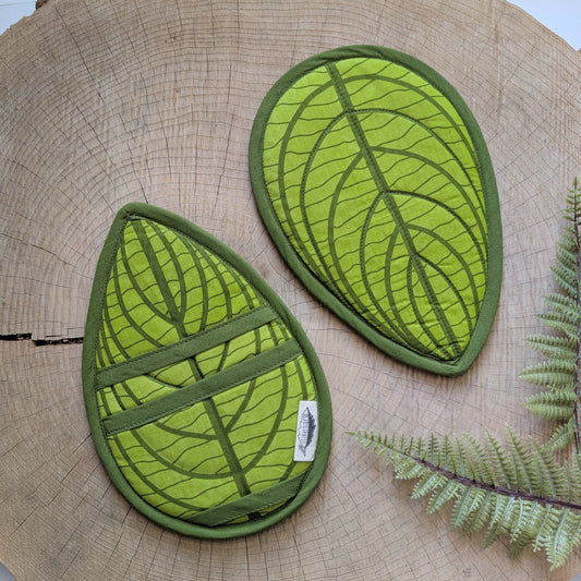 insulated pot holder / hot pad | leaf - green