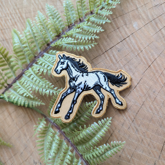 iron-on patch | mustard yellow horse - embroidered Western mustang applique