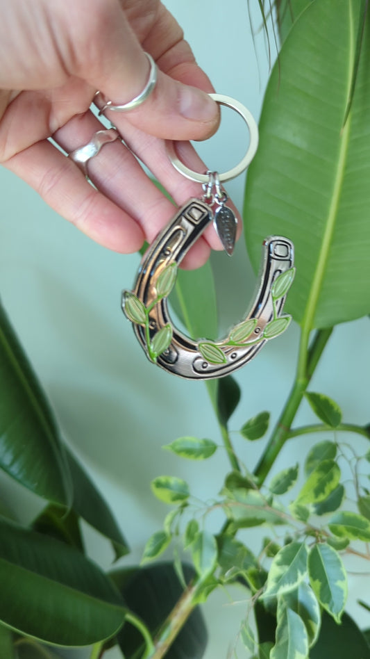 metal enamel keychain / purse charm | lucky vine horseshoe
