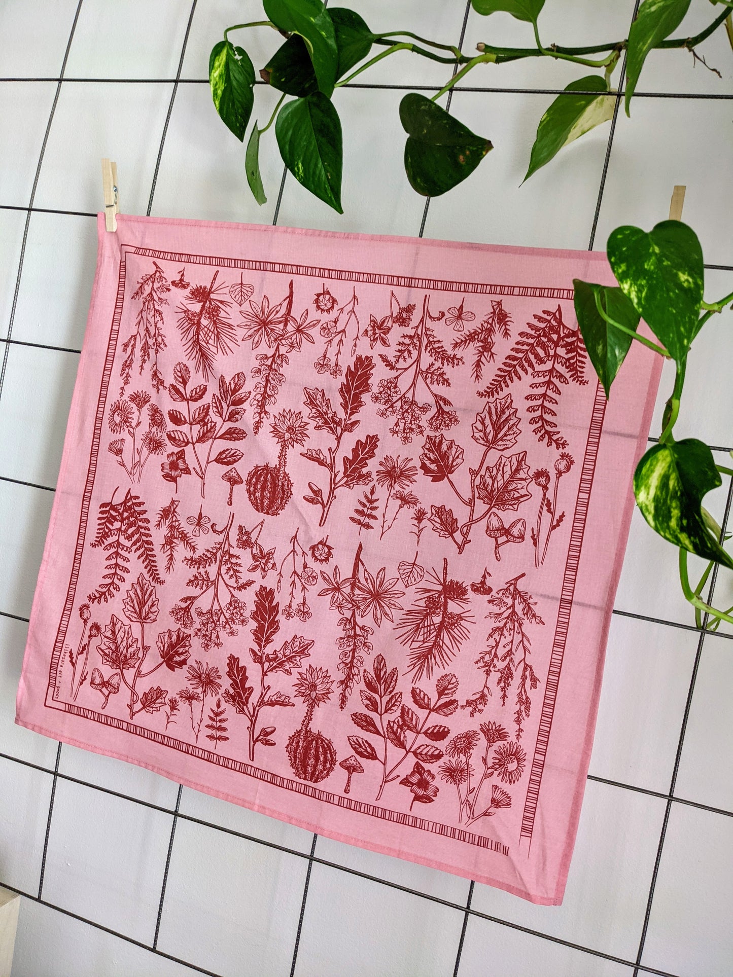 bandana | leaf & petal - light pink