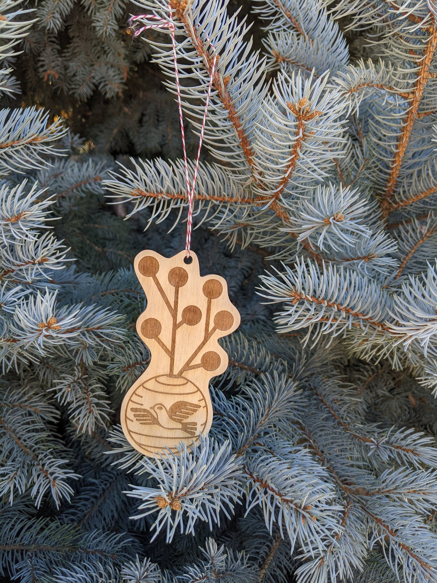 wooden ornament | bird vase - laser-cut birch plywood Christmas decor