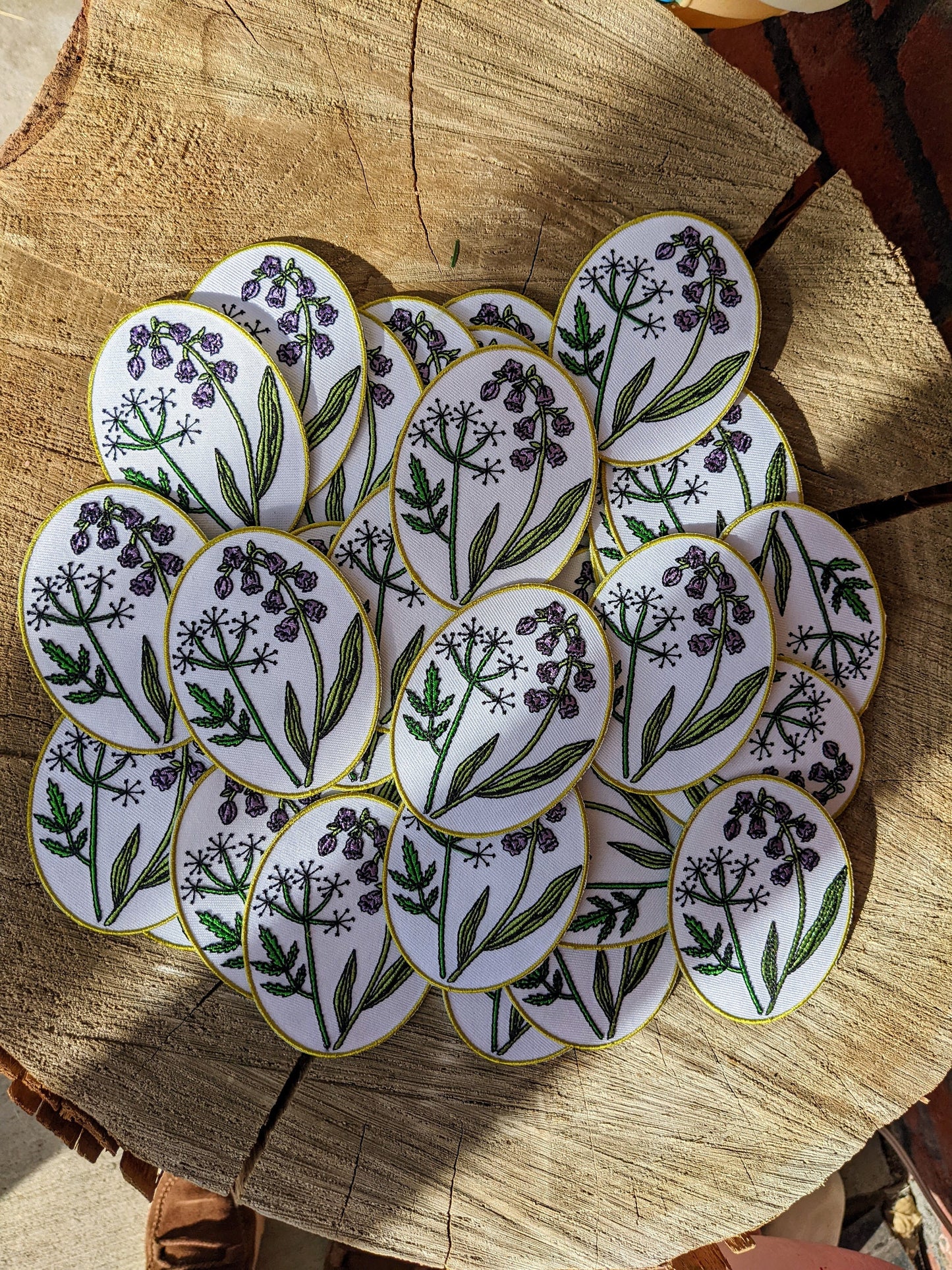 iron-on patch | pretty poison - oval flowers 3.25" x 2.5"