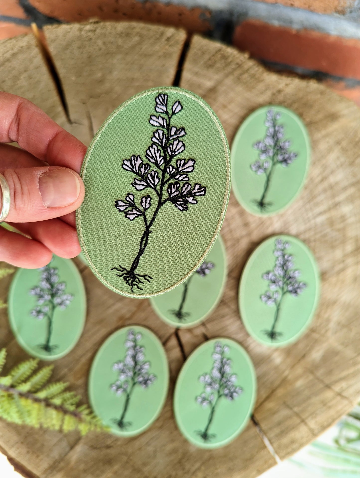 iron-on patch | maidenhair fern - green oval 3.25" x 2.25"