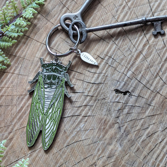 metal enamel keychain / bag charm | cicada