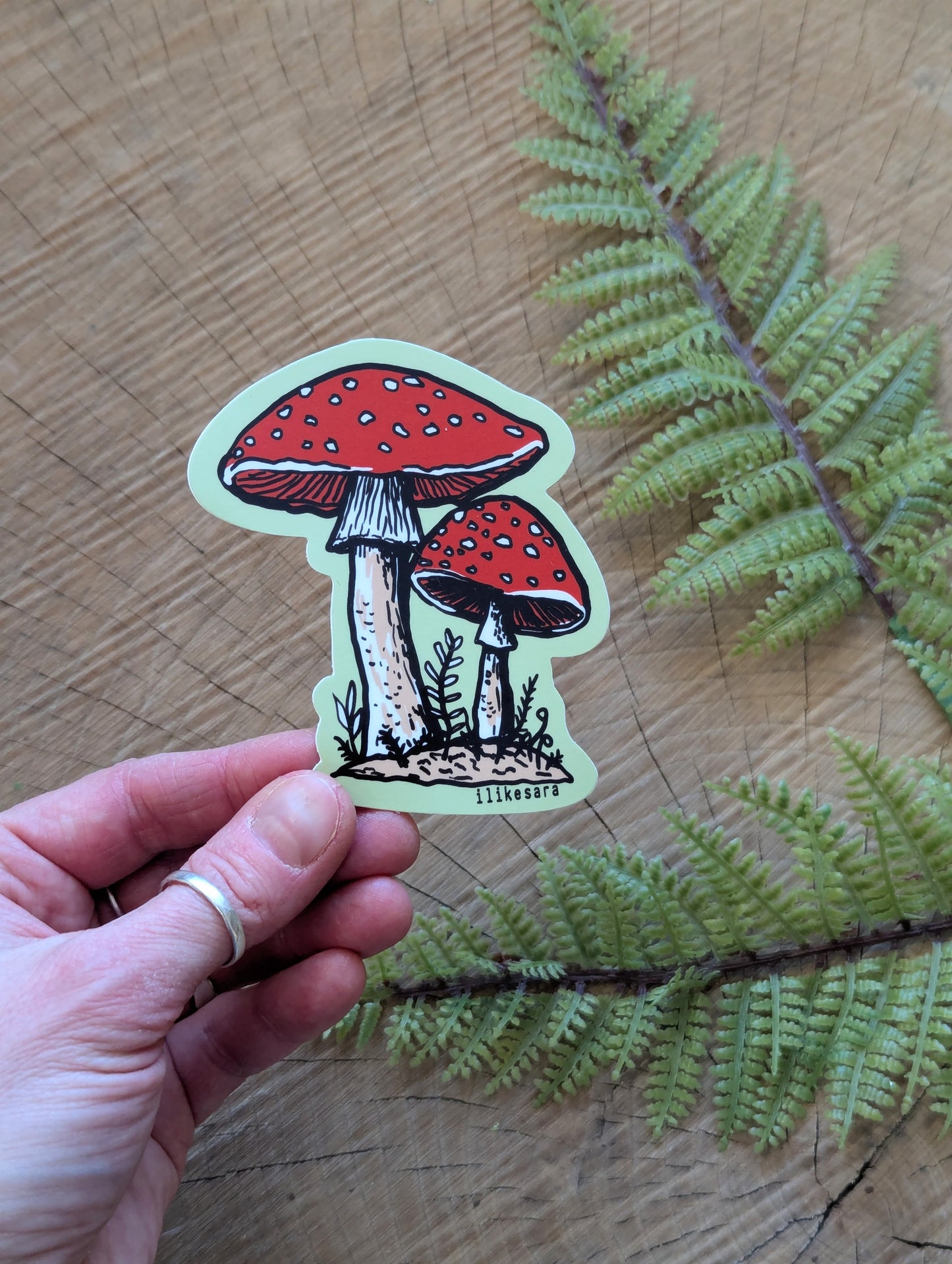 sticker | fly agaric mushroom - waterproof uv-resistant vinyl nature decal