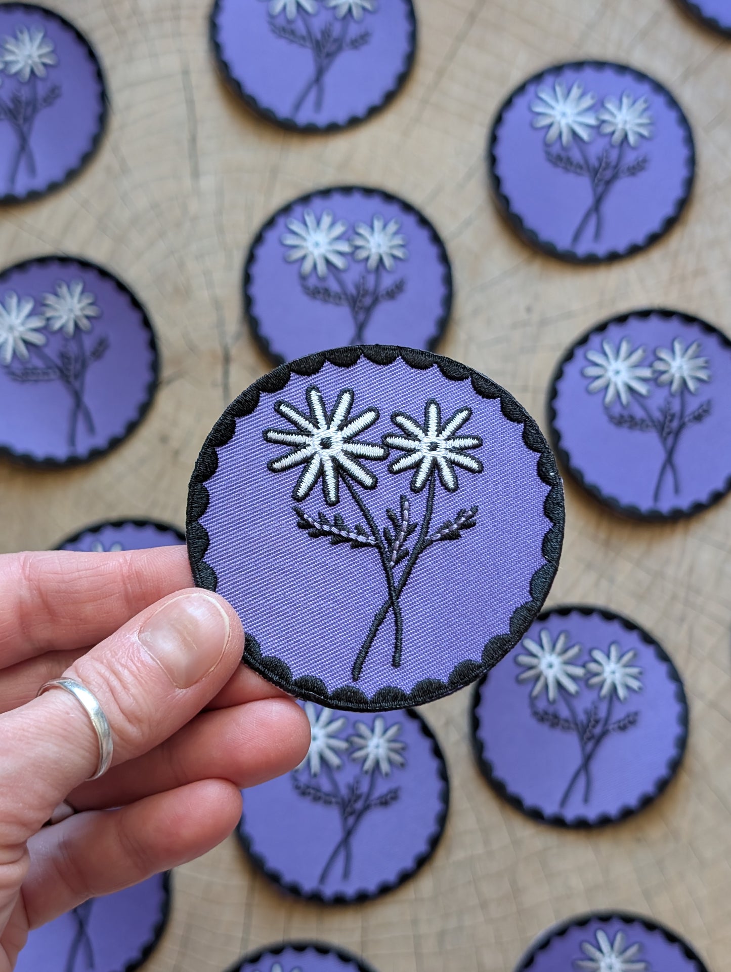 iron-on patch | purple daisy flower - 2.75" round