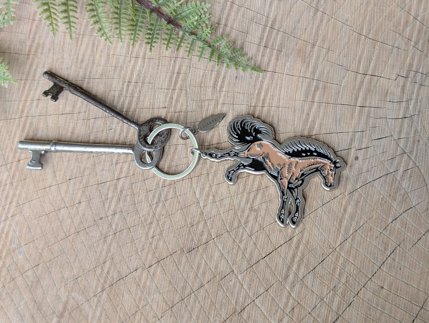 metal enamel keychain / bag charm | star horse