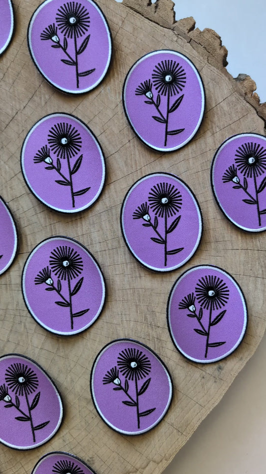 iron-on patch | aster flower - purple oval 2.75" x 3.3"