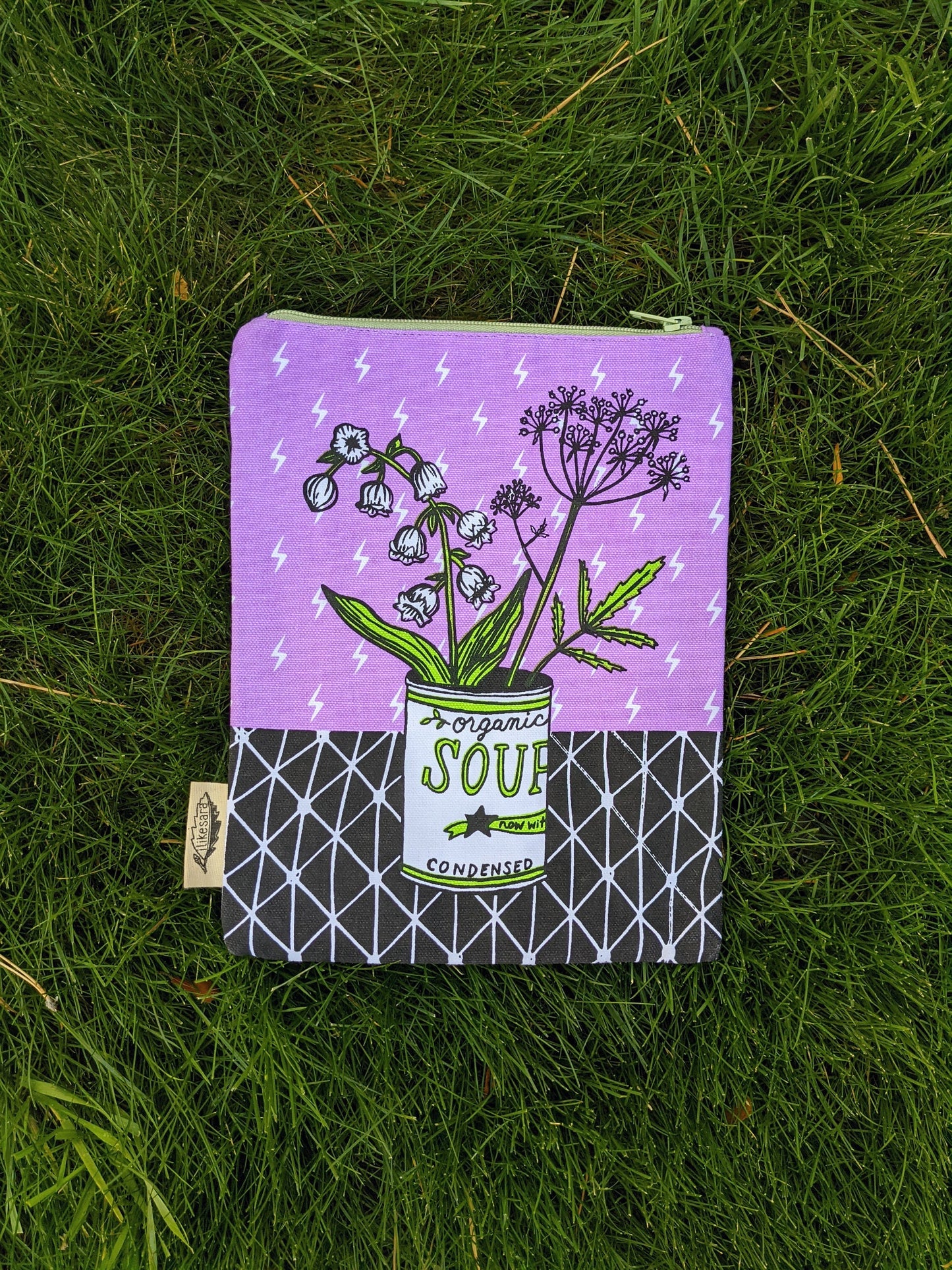 zippered pouch | pretty poison