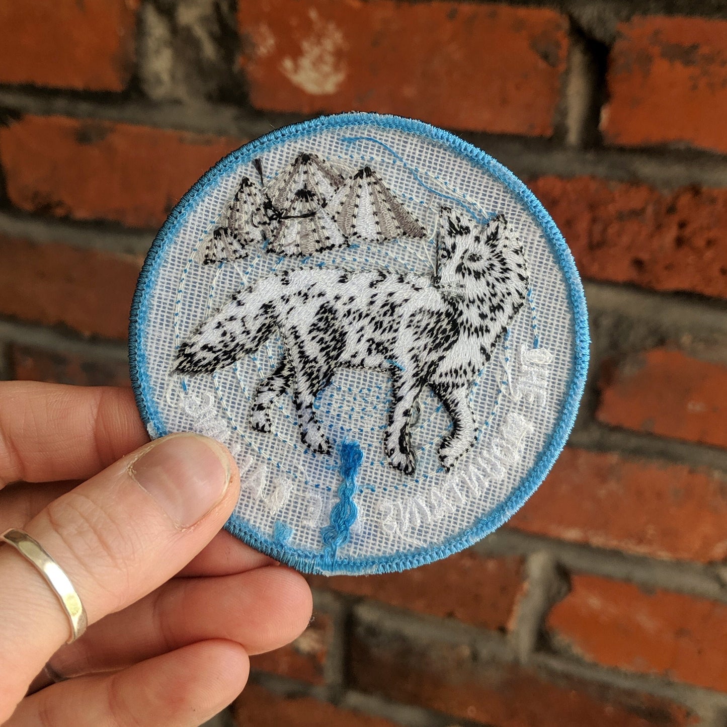 patch | the mountains are calling wolf