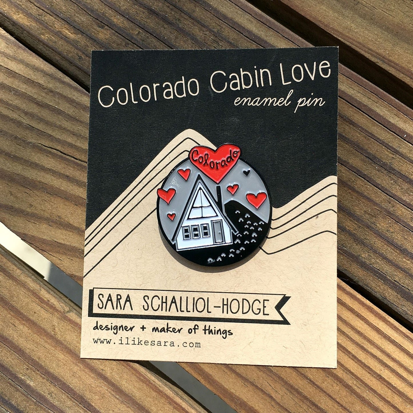 enamel pin | colorado cabin love